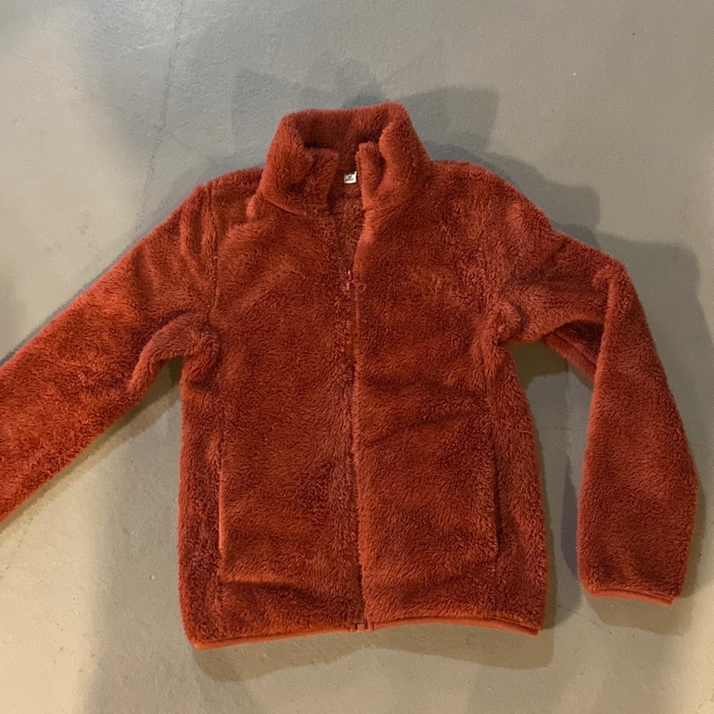 Uniqlo fuzzy zip jacket